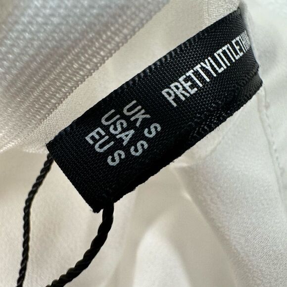 NWT Pretty Little Things White Swim Tassel Fringe Cover Up Skirt - Size Small - Picture 8 of 8